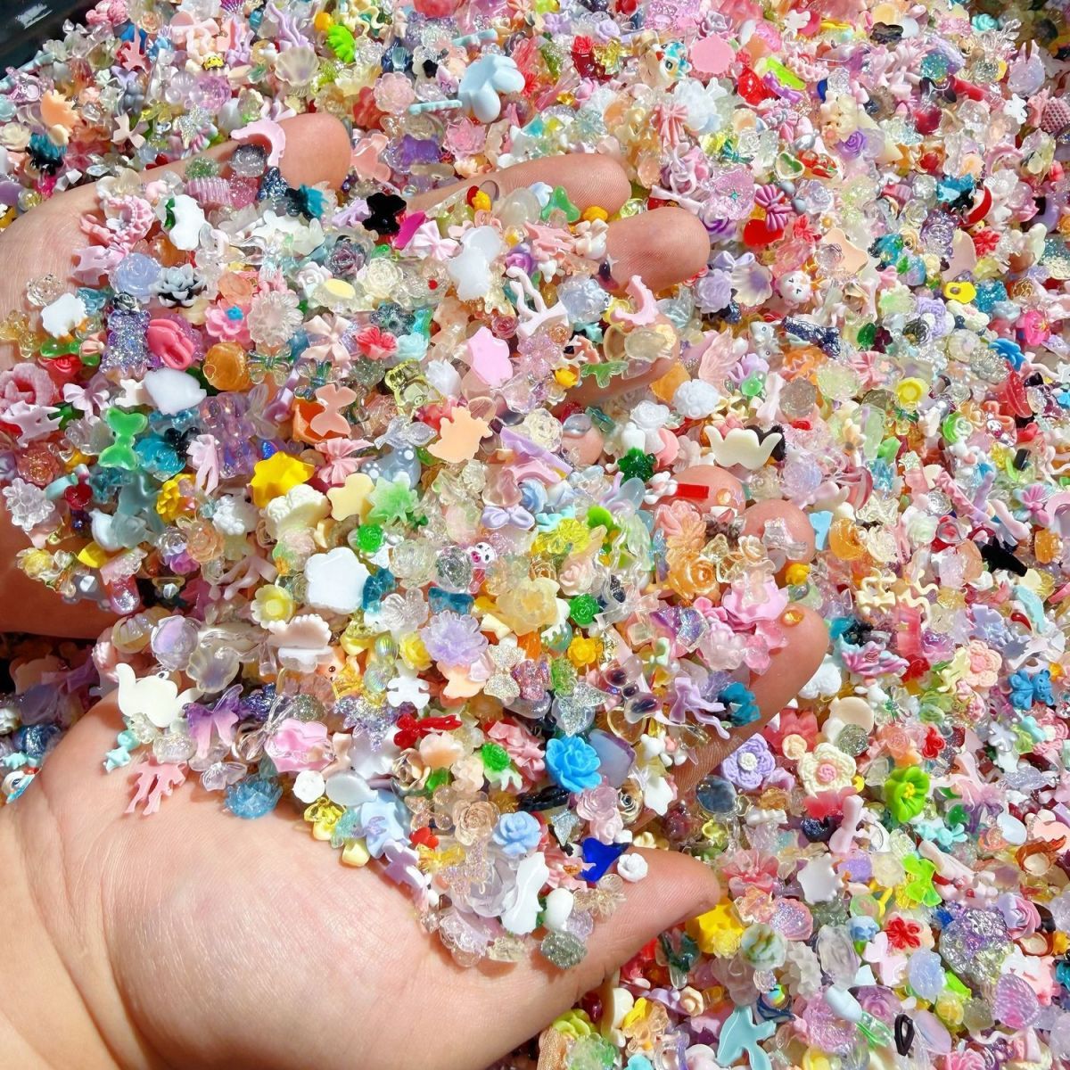 20g Ornamen Resin Mini Campura - Nail Art Valentines Day ulasan dan harga